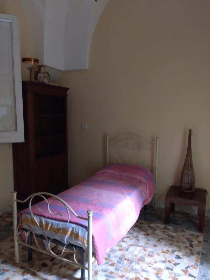Palazzo Costantini Bed & Breakfast San Donato di Lecce Luaran gambar