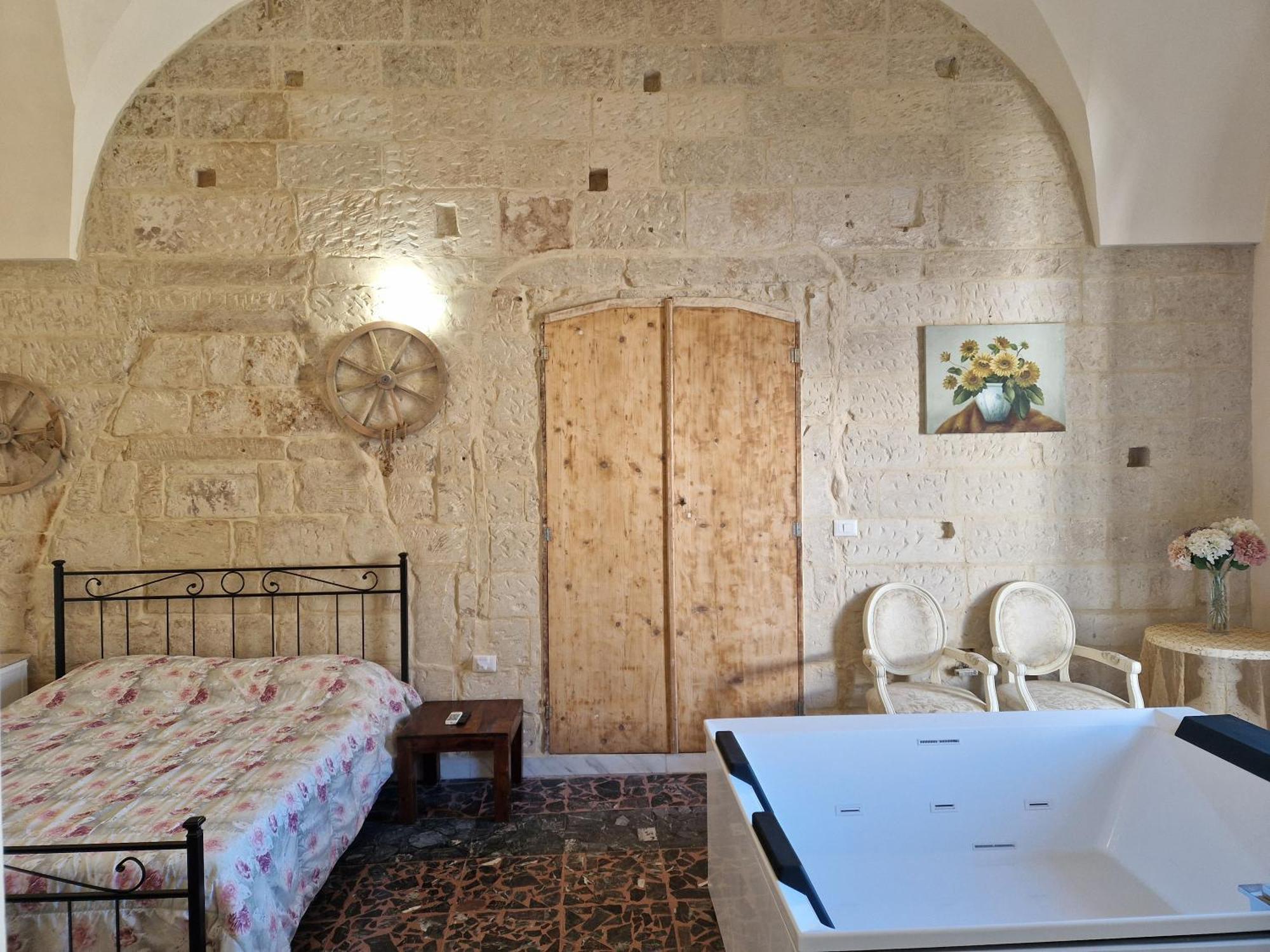 Palazzo Costantini Bed & Breakfast San Donato di Lecce Luaran gambar